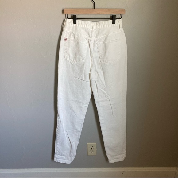 Urban Outfitters White Mom Jeans Size 26 - Picture 6 of 7